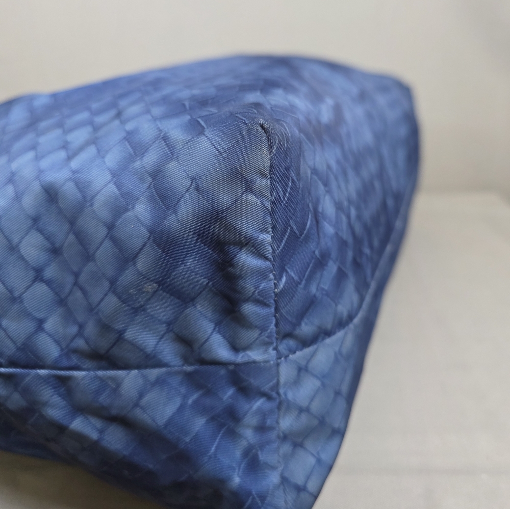Bottega Veneta Navy Blue Intrecciato Leather Tote - Picture 9 of 16
